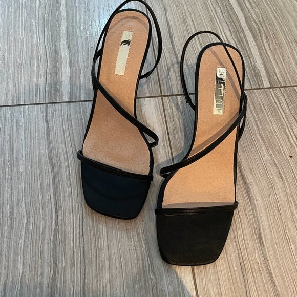 Princess Polly Montague Heels - Brand New - Picture 3 of 3